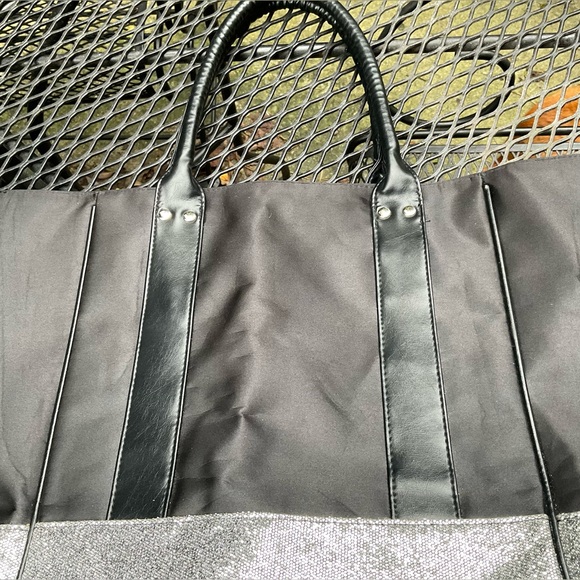 Blingy Stylish Satin Vegan Leather Glitter Double Handle Tote Bag! - Picture 4 of 16